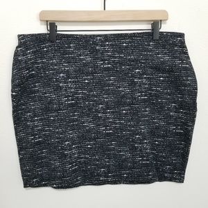 SOLD Old Navy | Stretchy Mini Skirt